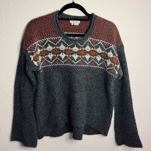 Unique Royal Robbins Flare Sleeved Sweater With a High Low Cut!